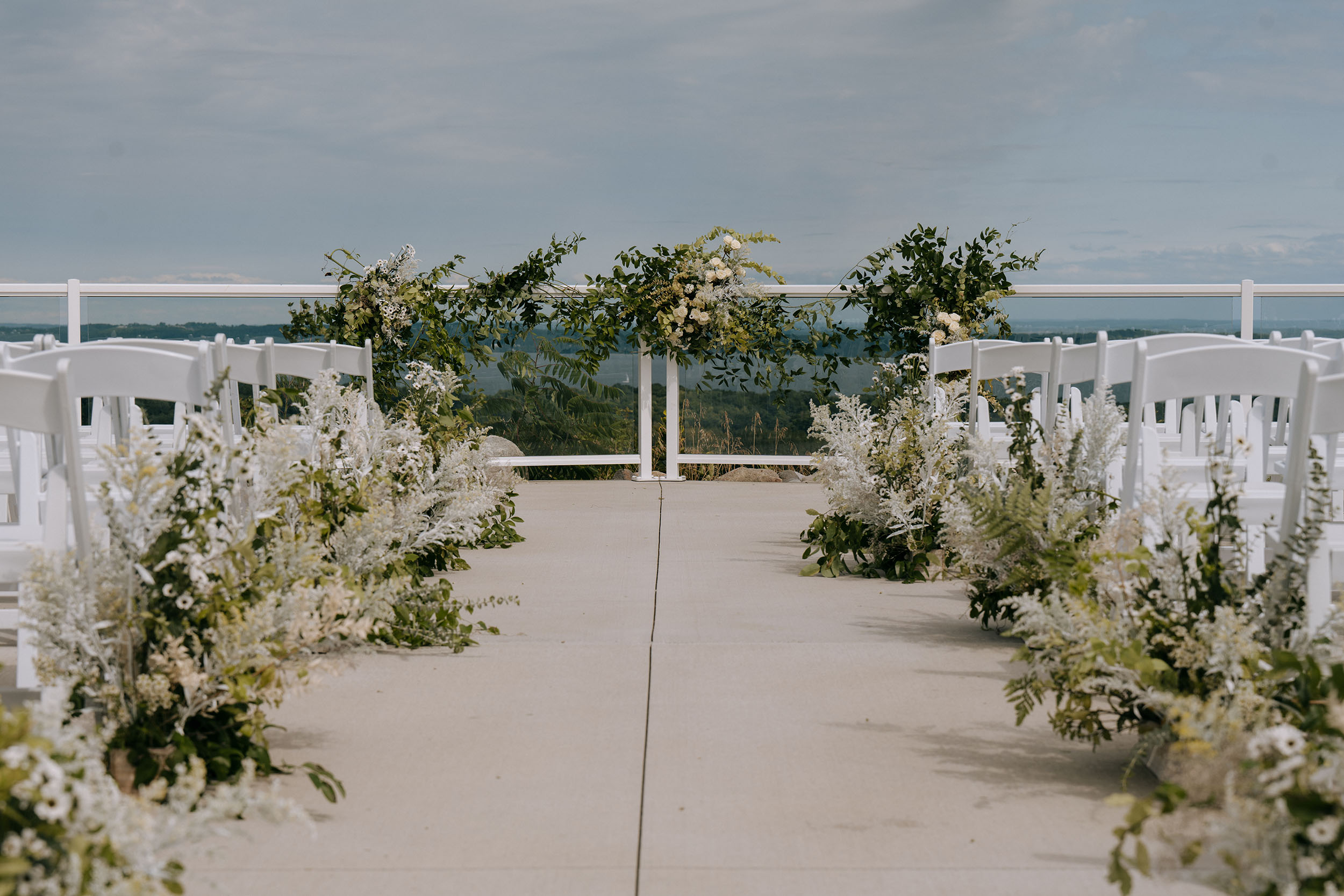 The Overlook at Bay View Weddings at Gallagher Farms