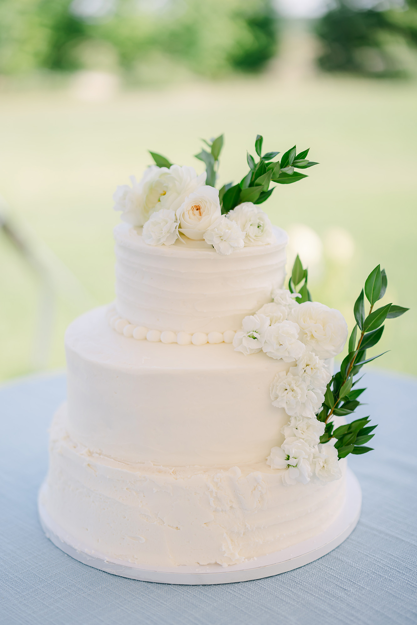 meg & randy wedding cake at bay view wedding reception